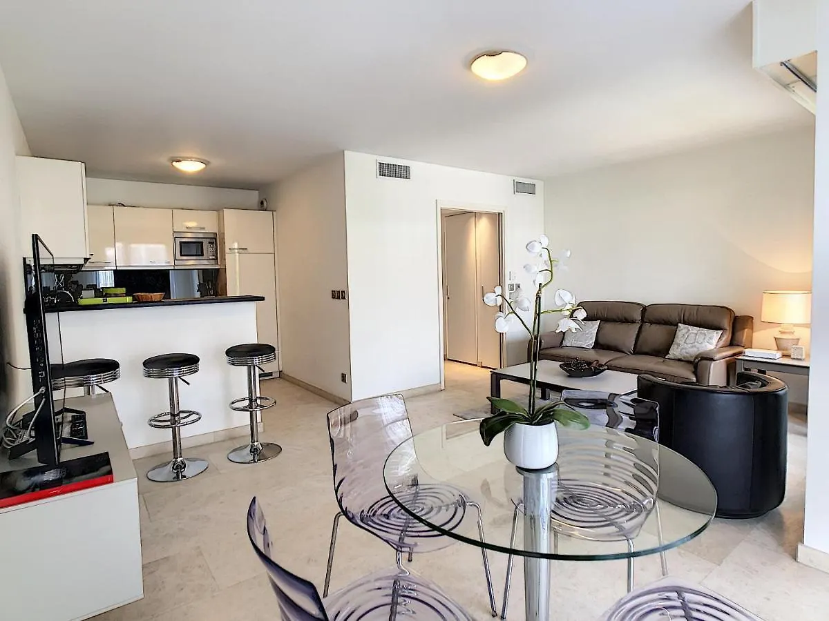 Aparthotel Residence Carlton Riviera Cannes
