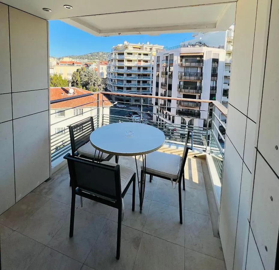 Residence Carlton Riviera Cannes 4*,