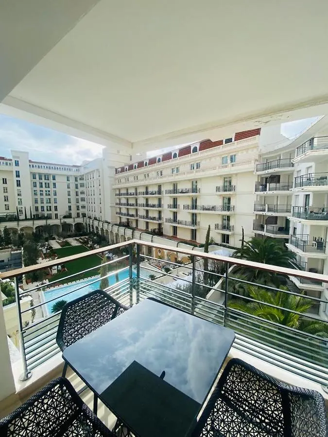 Residence Carlton Riviera Cannes 4*,