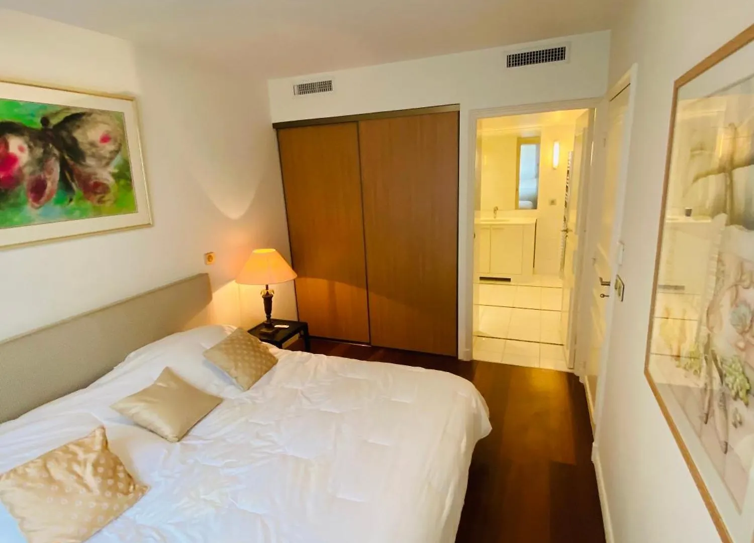 **** Aparthotel Residence Carlton Riviera Cannes France