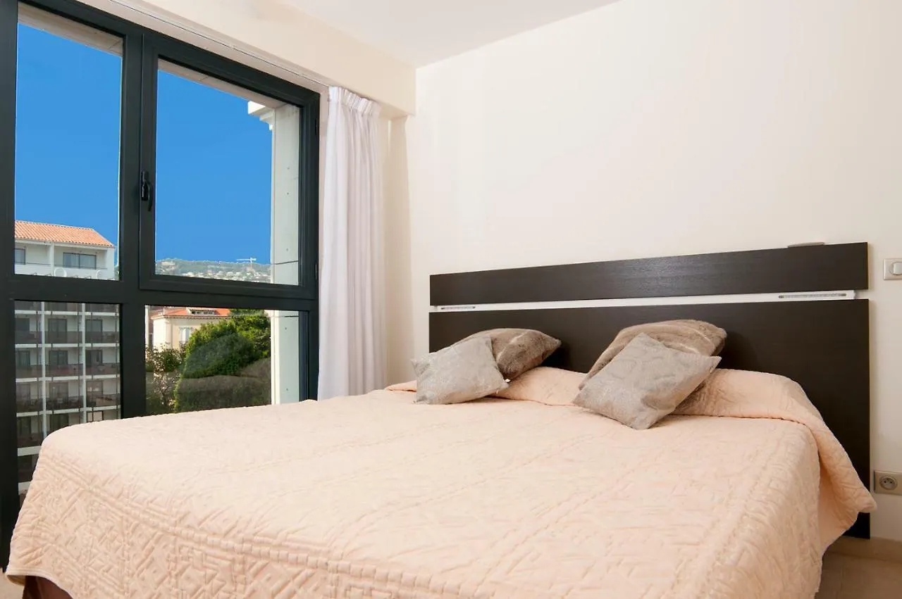 **** Апарт-отель Residence Carlton Riviera Канны Франция